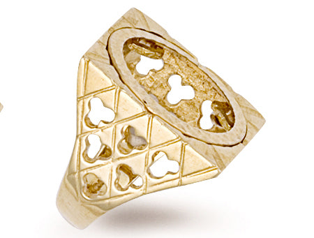 Yellow Gold Half Square Top Sovereign Ring TGC-R0010H